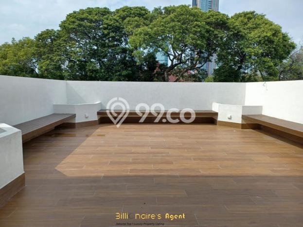 Hunian Eksklusif Siap Huni LT 880m2 di Menteng, Jakarta Pusat Hunian Eksklusif Siap Huni LT 880m2 di Menteng, Jakarta Pusat