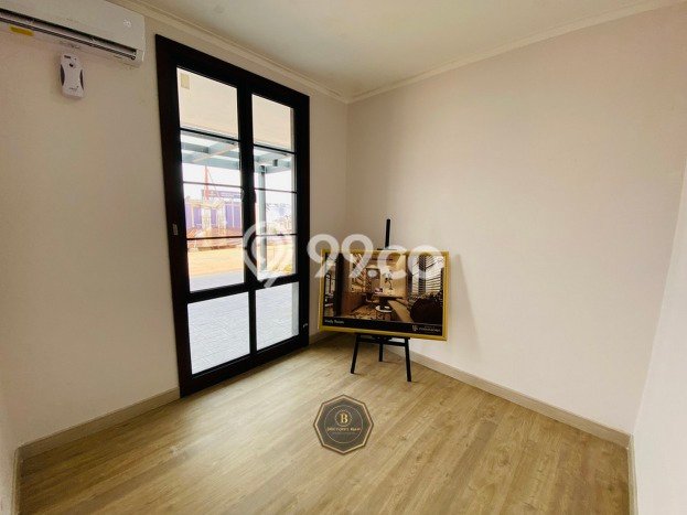 Rumah Elit LB 223m2 Siap Pakai Desain Elegan di Klender, Jakarta Timur Rumah Elit LB 223m2 Siap Pakai Desain Elegan di Klender, Jakarta Timur