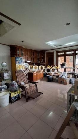Ready to Use! Premium House LT 419m2 Desain Elegan di Lebak Bulus Ready to Use! Premium House LT 419m2 Desain Elegan di Lebak Bulus