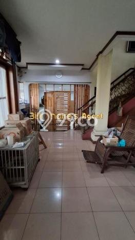 Ready to Use! Premium House LT 419m2 Desain Elegan di Lebak Bulus Ready to Use! Premium House LT 419m2 Desain Elegan di Lebak Bulus