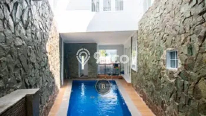 Rumah Luxury Modern Siap Huni di Pondok Indah Jakarta Selatan Rumah Luxury Modern Siap Huni di Pondok Indah Jakarta Selatan