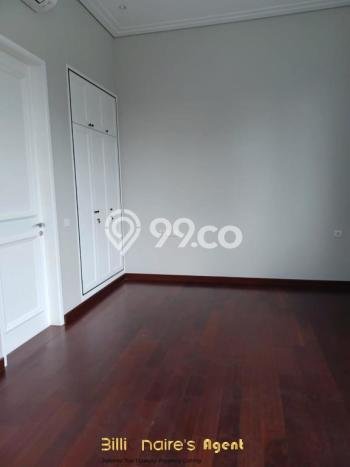 Hunian Eksklusif Siap Huni LT 880m2 di Menteng, Jakarta Pusat Hunian Eksklusif Siap Huni LT 880m2 di Menteng, Jakarta Pusat