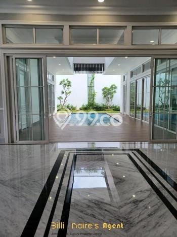 Hunian Eksklusif Siap Huni LT 880m2 di Menteng, Jakarta Pusat Hunian Eksklusif Siap Huni LT 880m2 di Menteng, Jakarta Pusat