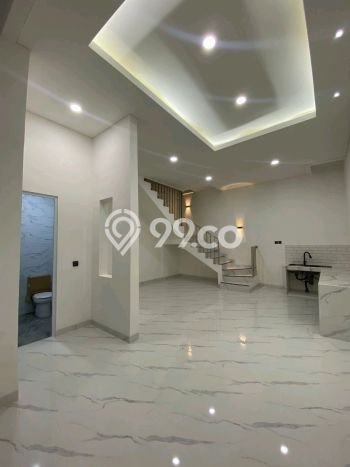 For Sale Rumah 3 Kamar Lokasi Strategis Bagus dan Strategis di Karang Tengah For Sale Rumah 3 Kamar Lokasi Strategis Bagus dan Strategis di Karang Tengah
