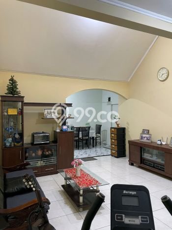 LOKASI PREMIUM! Rumah Strategis area Kalideres, Luas 144m² LB 96m² LOKASI PREMIUM! Rumah Strategis area Kalideres, Luas 144m² LB 96m²