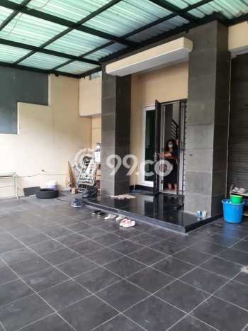 Rumah Elit Modern Tanpa Renovasi di Daan Mogot Tangerang Rumah Elit Modern Tanpa Renovasi di Daan Mogot Tangerang