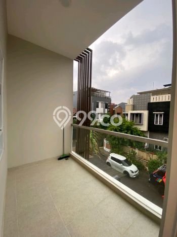 For Sale Rumah 3 Kamar Lokasi Strategis Bagus dan Strategis di Karang Tengah For Sale Rumah 3 Kamar Lokasi Strategis Bagus dan Strategis di Karang Tengah
