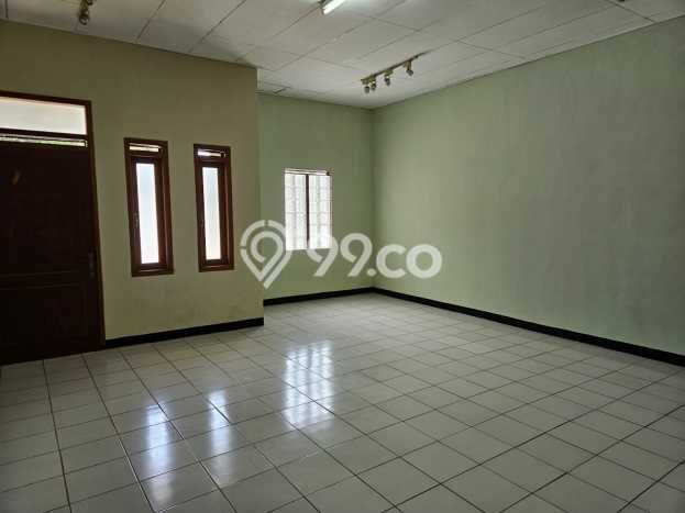 Rumah Minimalis 2 KT LT 157m2 di Taman Kopo Indah Rumah Minimalis 2 KT LT 157m2 di Taman Kopo Indah
