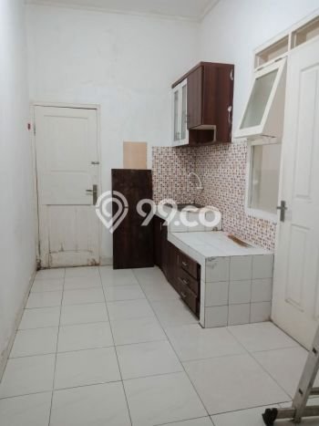 Dijual Hunian Rumah Terawat 2 Kamar di Cicaheum, Bandung Dijual Hunian Rumah Terawat 2 Kamar di Cicaheum, Bandung