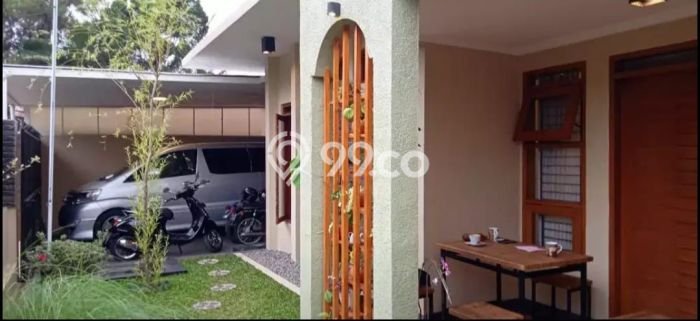 LOKASI PREMIUM! Rumah Berkembang area Antapani, Luas 256m² Bangunan 237m² LOKASI PREMIUM! Rumah Berkembang area Antapani, Luas 256m² Bangunan 237m²