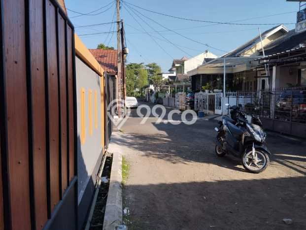 Rumah area Arcamanik, Bandung, Luas 142m2m² Bangunan 100m2m² - INVESTASI TERBAIK! Rumah area Arcamanik, Bandung, Luas 142m2m² Bangunan 100m2m² - INVESTASI TERBAIK!
