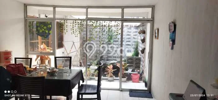 Lokasi terbaik! Rumah siap huni dikontrakkan di Coblong LB 100m2 Lokasi terbaik! Rumah siap huni dikontrakkan di Coblong LB 100m2