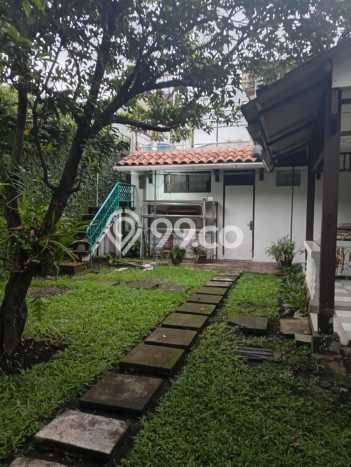 Rumah Strategis Modern Lb 170m2 di Arcamanik, Bandung Rumah Strategis Modern Lb 170m2 di Arcamanik, Bandung