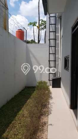 Rumah Strategis Minimalis Lb 95m2 di Arcamanik, Bandung Rumah Strategis Minimalis Lb 95m2 di Arcamanik, Bandung