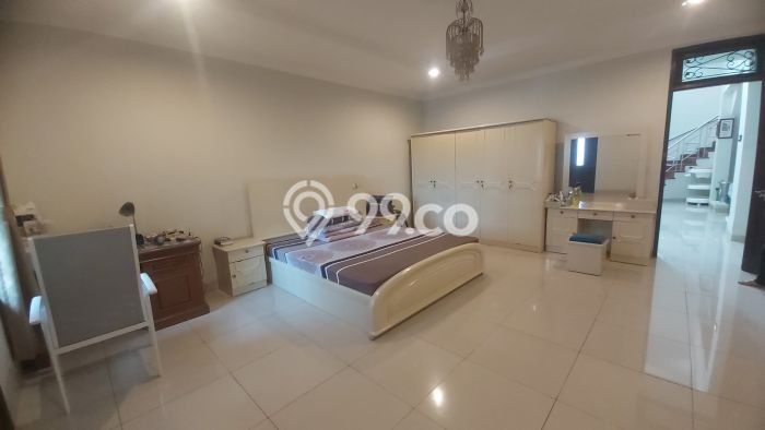 PROPERTI UNGGULAN! Rumah Strategis area Pasteur, Luas 300m² LB 600m² PROPERTI UNGGULAN! Rumah Strategis area Pasteur, Luas 300m² LB 600m²