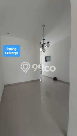 Rumah Strategis Minimalis Lb 95m2 di Arcamanik, Bandung Rumah Strategis Minimalis Lb 95m2 di Arcamanik, Bandung