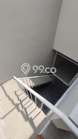 SPECIAL OFFER! Rumah Asri di , LT 108m2m² LB 160m2m² SPECIAL OFFER! Rumah Asri di , LT 108m2m² LB 160m2m²