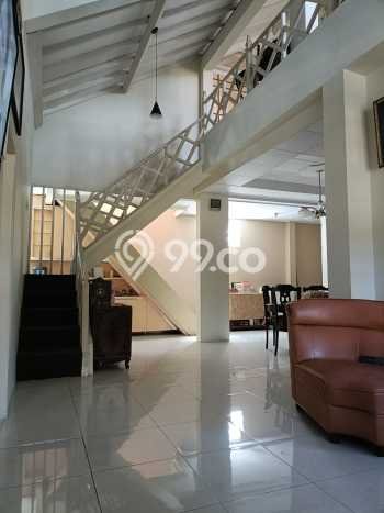 DIJUAL CEPAT! Rumah Arcamanik, Bandung, LT 208m2m² Bangunan 149m2m² DIJUAL CEPAT! Rumah Arcamanik, Bandung, LT 208m2m² Bangunan 149m2m²
