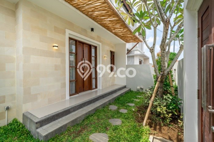 Ready to Use! Luxury House LT 160m2 Desain Modern di Kerobokan Ready to Use! Luxury House LT 160m2 Desain Modern di Kerobokan