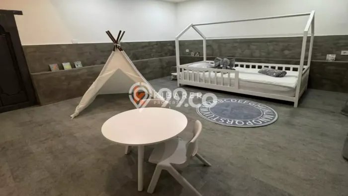 Disewakan! Rumah 3 Kamar Tidur &
4 Kamar Mandi di Umalas, Badung Disewakan! Rumah 3 Kamar Tidur &
4 Kamar Mandi di Umalas, Badung