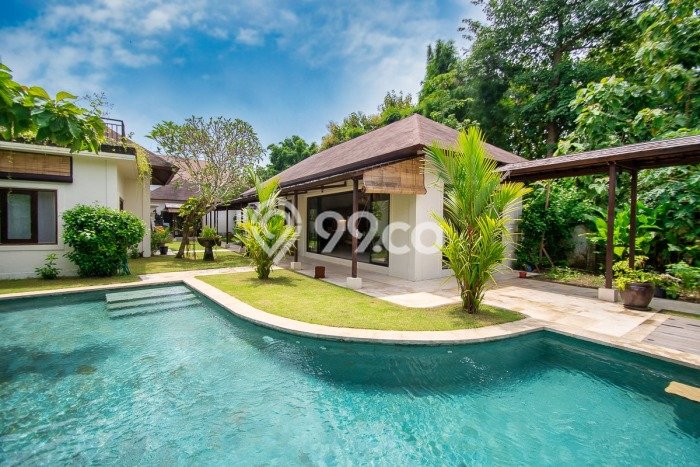 Dijual Rumah Luas Megah Dengan View Cantik di Jimbaran, Badung Dijual Rumah Luas Megah Dengan View Cantik di Jimbaran, Badung