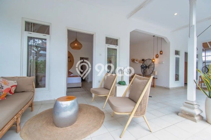 Rumah Modern 2 Kamar LT 230m2 di Seminyak Rumah Modern 2 Kamar LT 230m2 di Seminyak