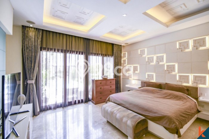 Dijual Rumah Luas Megah Dengan View Eksklusif di Kerobokan, Badung Dijual Rumah Luas Megah Dengan View Eksklusif di Kerobokan, Badung
