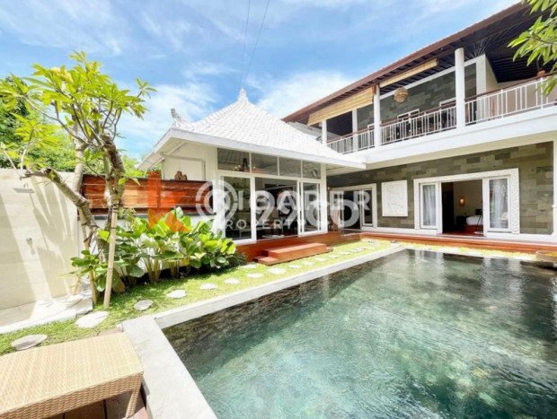 Hunian Minimalis Untuk Disewakan di Canggu Badung 3 KT & 4 KM Hunian Minimalis Untuk Disewakan di Canggu Badung 3 KT & 4 KM