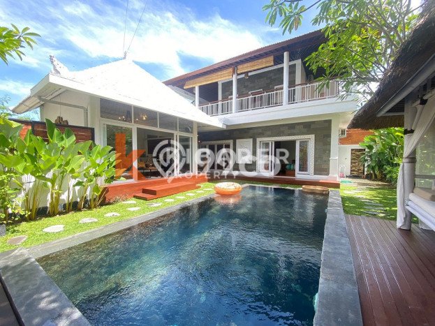 Hunian Minimalis Untuk Disewakan di Canggu Badung 3 KT & 4 KM Hunian Minimalis Untuk Disewakan di Canggu Badung 3 KT & 4 KM