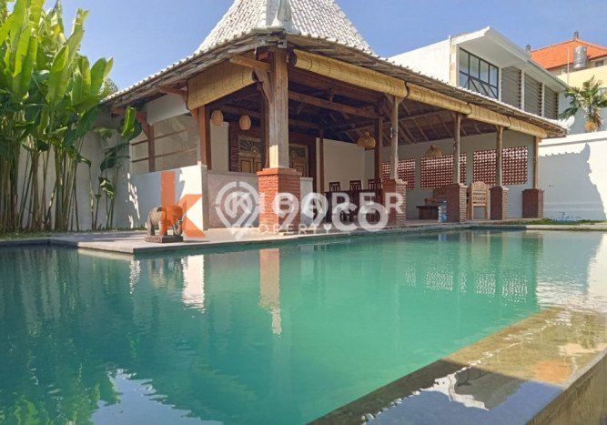 Disewakan! Rumah 2 Kamar Tidur &
2 Kamar Mandi di canggu, Badung Disewakan! Rumah 2 Kamar Tidur &
2 Kamar Mandi di canggu, Badung