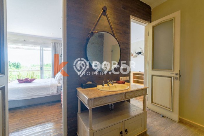 Sewa Rumah Strategis LT 1022m2 / LB 625m2 di canggu, Badung Sewa Rumah Strategis LT 1022m2 / LB 625m2 di canggu, Badung