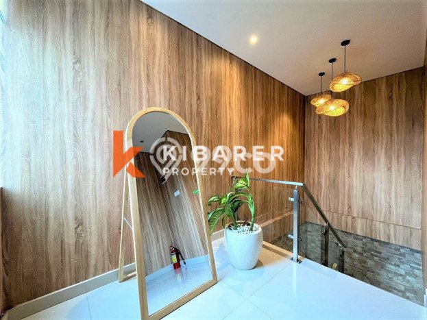 Disewakan Rumah Strategis LT 200m2 / LB 200m2 di canggu, Badung Disewakan Rumah Strategis LT 200m2 / LB 200m2 di canggu, Badung