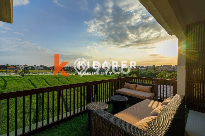 Disewakan Rumah Strategis LT 200m2 / LB 200m2 di canggu, Badung Disewakan Rumah Strategis LT 200m2 / LB 200m2 di canggu, Badung