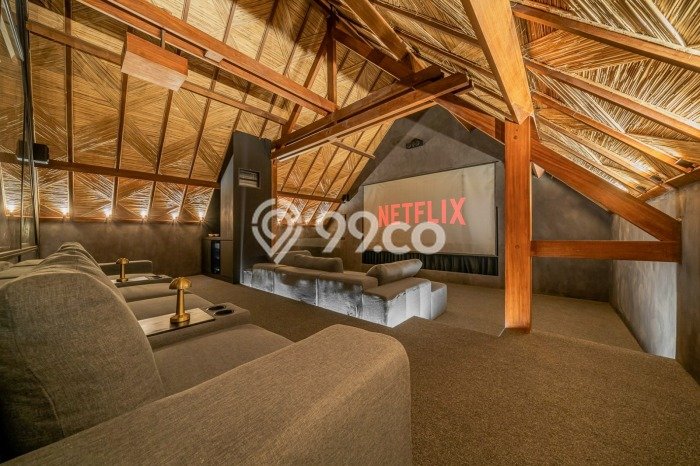 For Sale! Premium House LT 700m2 Desain Elegan di Seminyak For Sale! Premium House LT 700m2 Desain Elegan di Seminyak