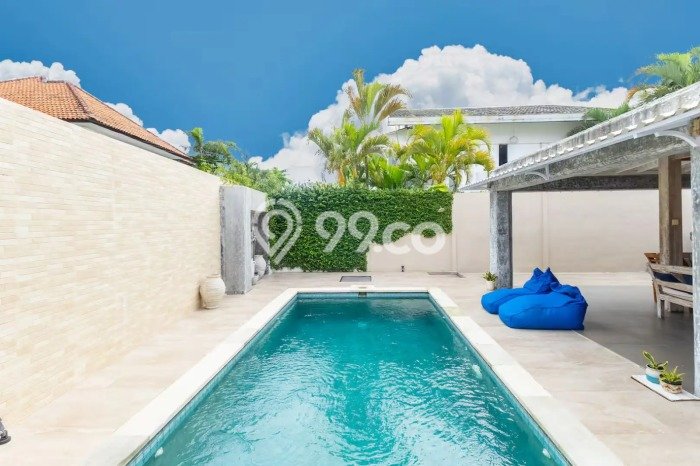 Rumah Modern 3 KT di Seminyak Badung Full Furnished Rumah Modern 3 KT di Seminyak Badung Full Furnished