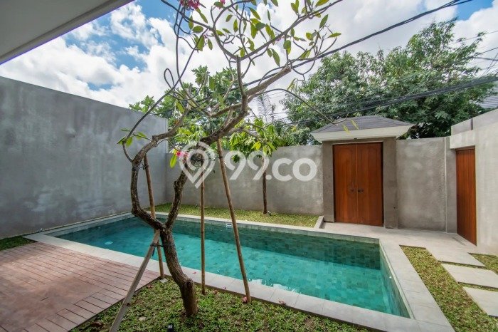Hunian Mewah LB 210m2 Siap Huni Desain Elegan di Umalas, Badung Hunian Mewah LB 210m2 Siap Huni Desain Elegan di Umalas, Badung