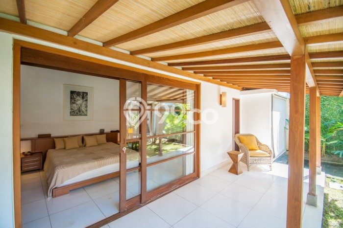 Rumah Mewah LB 397m2 Siap Pakai Desain Elegan di Umalas, Badung Rumah Mewah LB 397m2 Siap Pakai Desain Elegan di Umalas, Badung