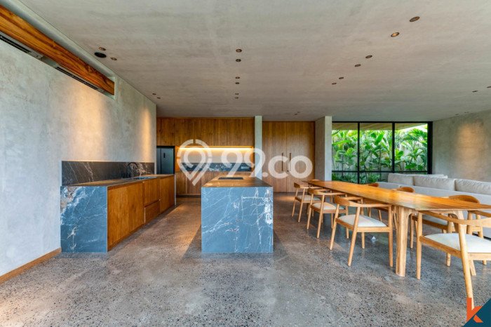 Rumah area Canggu, Badung, LT 380m2m² LB 332m2m² Rumah area Canggu, Badung, LT 380m2m² LB 332m2m²