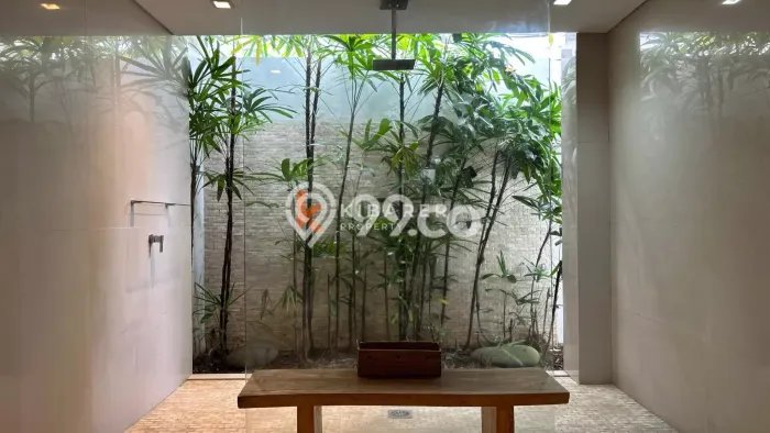 Sewa Rumah Strategis di canggu LT 420m2 / LB 200m2 Kondisi Bagus Sewa Rumah Strategis di canggu LT 420m2 / LB 200m2 Kondisi Bagus