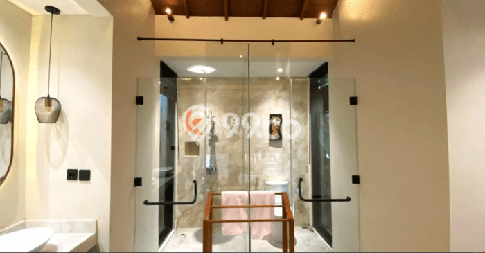Rumah Bagus Disewakan di Canggu, Badung LT 300m2, LB 300m2 Rumah Bagus Disewakan di Canggu, Badung LT 300m2, LB 300m2