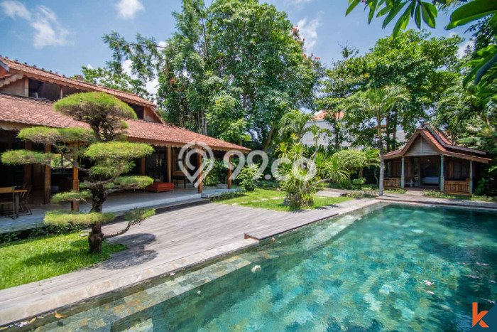 Ready to Use! Premium House LT 1060m2 Desain Elegan di Umalas Ready to Use! Premium House LT 1060m2 Desain Elegan di Umalas