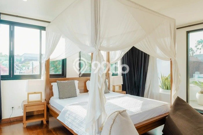 For Sale! Premium House LT 160m2 Desain Elegan di Umalas For Sale! Premium House LT 160m2 Desain Elegan di Umalas