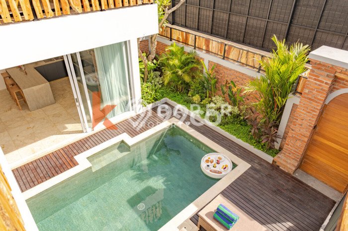 EXCLUSIVE OFFER! Rumah kawasan , 3 KT, Lingkungan Elite, LT 130m2m² LB 160m2m² EXCLUSIVE OFFER! Rumah kawasan , 3 KT, Lingkungan Elite, LT 130m2m² LB 160m2m²