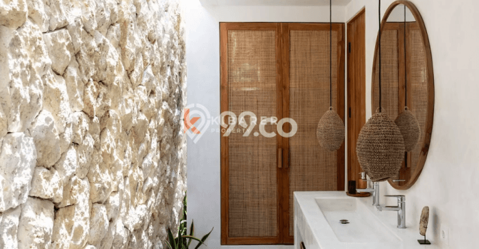 Disewakan Rumah Strategis di canggu LT 300m2 / LB 170m2 Siap Huni Disewakan Rumah Strategis di canggu LT 300m2 / LB 170m2 Siap Huni