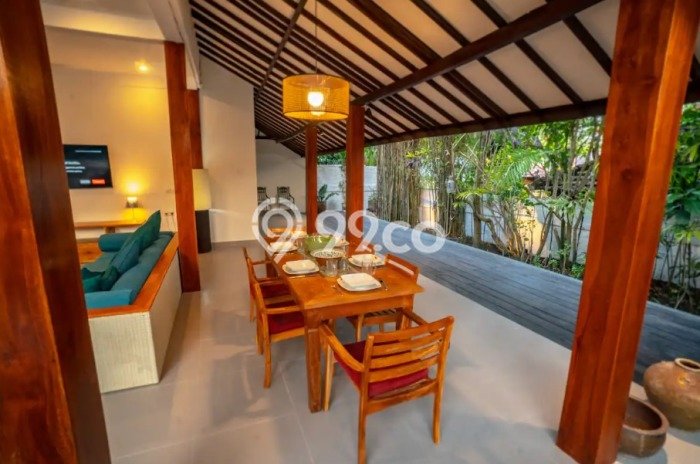 Hunian Elit LB 210m2 Siap Huni Desain Elegan di Umalas, Badung Hunian Elit LB 210m2 Siap Huni Desain Elegan di Umalas, Badung