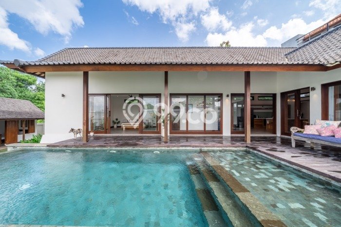 For Sale! Premium House LT 500m2 Desain Modern di Tumbak Bayuh For Sale! Premium House LT 500m2 Desain Modern di Tumbak Bayuh