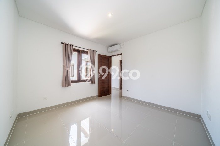 Ready to Use! Luxury House LT 160m2 Desain Modern di Kerobokan Ready to Use! Luxury House LT 160m2 Desain Modern di Kerobokan