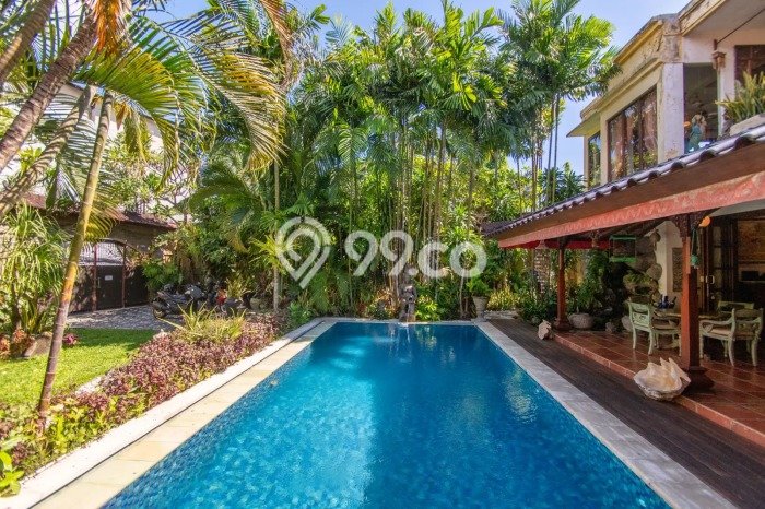 Jual Rumah Luas Megah Dengan View Cantik di Seminyak, Badung Jual Rumah Luas Megah Dengan View Cantik di Seminyak, Badung