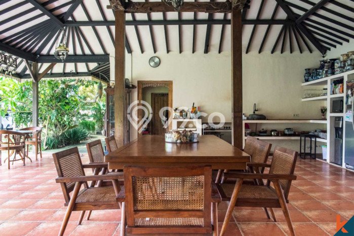 Rumah 6 Kamar Tidur Desain Minimalis di Jimbaran, Dekat Fasilitas Umum, Badung Rumah 6 Kamar Tidur Desain Minimalis di Jimbaran, Dekat Fasilitas Umum, Badung