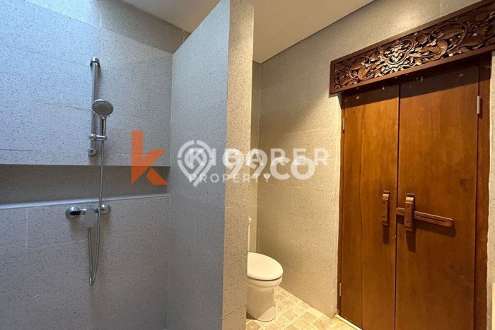 PRIME PROPERTY! Rumah di Seminyak, 2 KT, Area Premium, Luas 300m2m² LB 160m2m² PRIME PROPERTY! Rumah di Seminyak, 2 KT, Area Premium, Luas 300m2m² LB 160m2m²